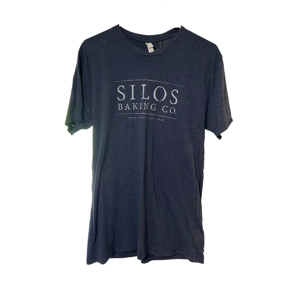 Silos Baking Co. Magnolia T-shirt. Size L.